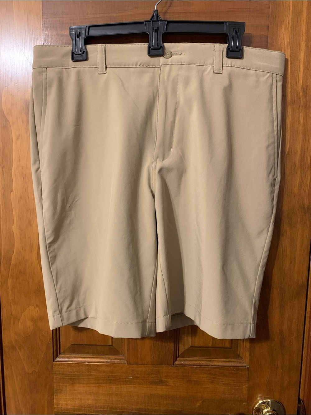 Ben Hogan Tan Golf Shorts Size 34 stretch performance